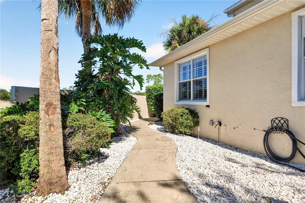 En Venta: $539,000 (3 camas, 2 baños, 3065 Pies cuadrados)