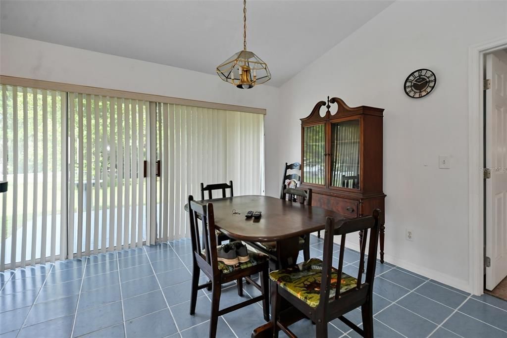 For Sale: $745,300 (2 beds, 2 baths, 1200 Square Feet)
