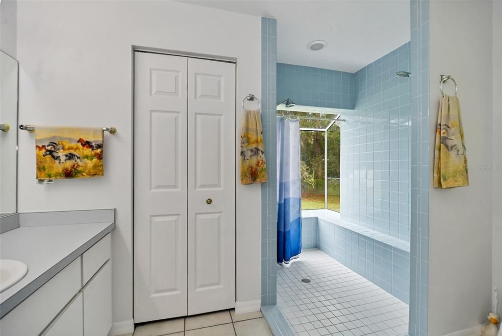 For Sale: $745,300 (2 beds, 2 baths, 1200 Square Feet)