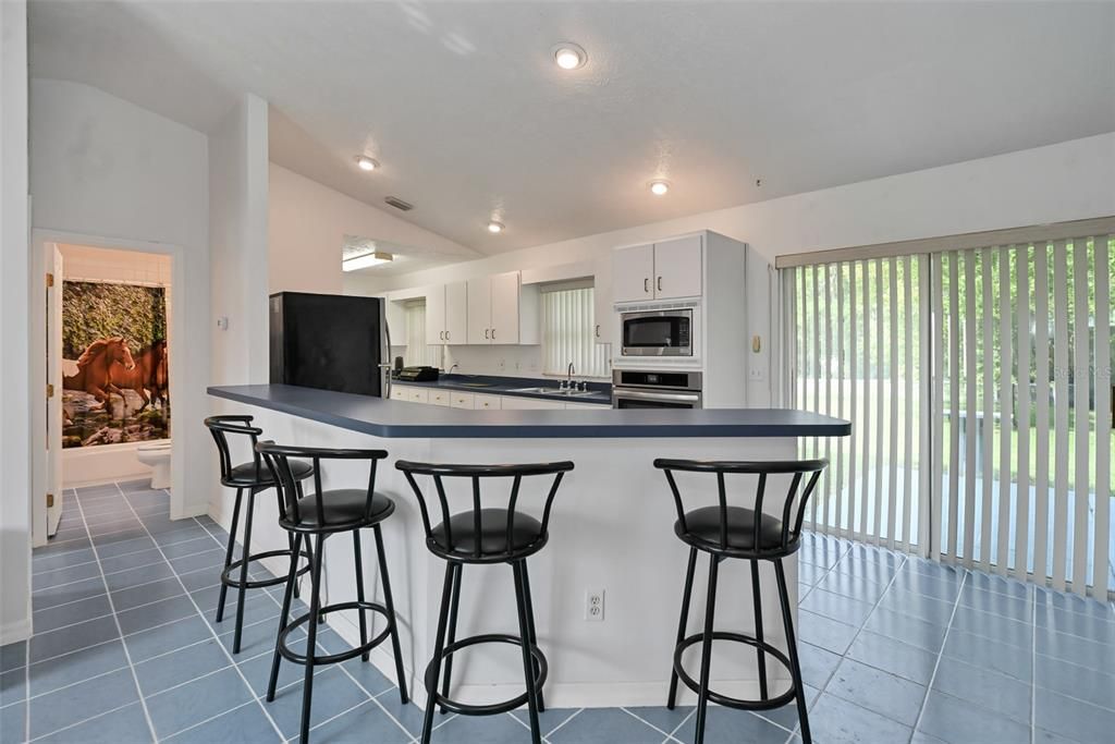 For Sale: $745,300 (2 beds, 2 baths, 1200 Square Feet)