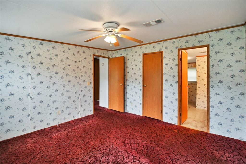 For Sale: $745,300 (2 beds, 2 baths, 1200 Square Feet)