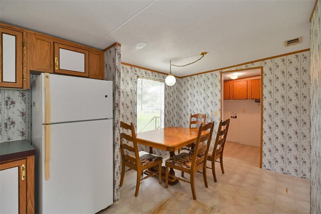 For Sale: $745,300 (2 beds, 2 baths, 1200 Square Feet)