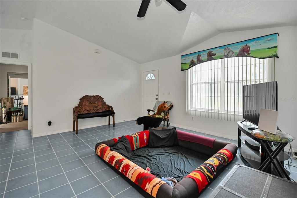 For Sale: $745,300 (2 beds, 2 baths, 1200 Square Feet)