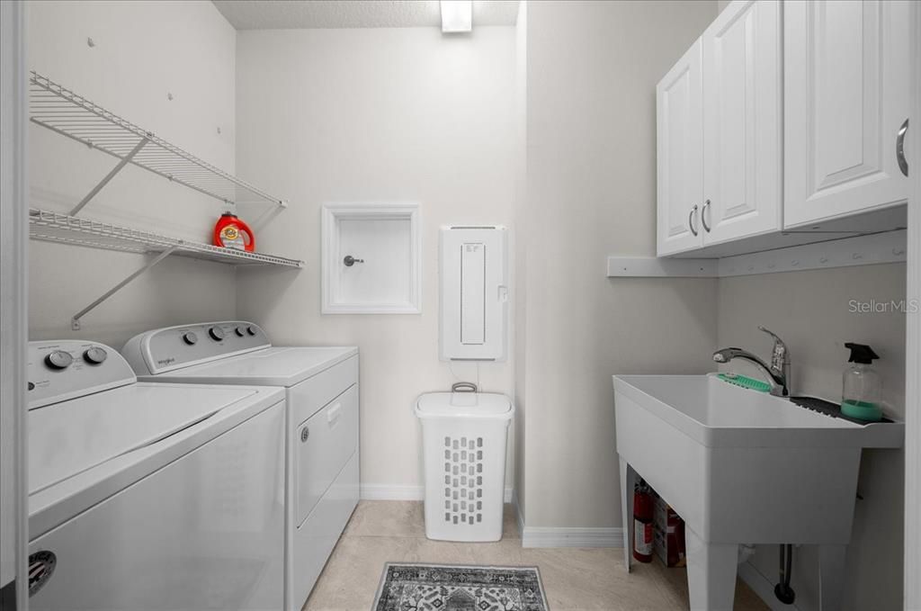 En Venta: $335,000 (3 camas, 2 baños, 1576 Pies cuadrados)