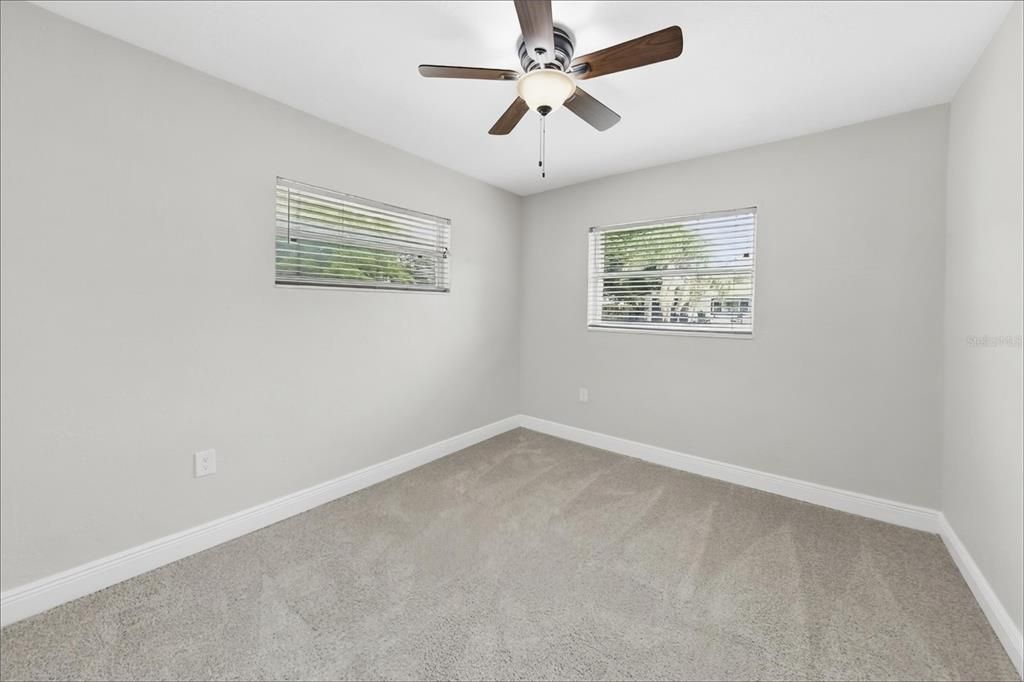 En Venta: $399,900 (2 camas, 2 baños, 1425 Pies cuadrados)