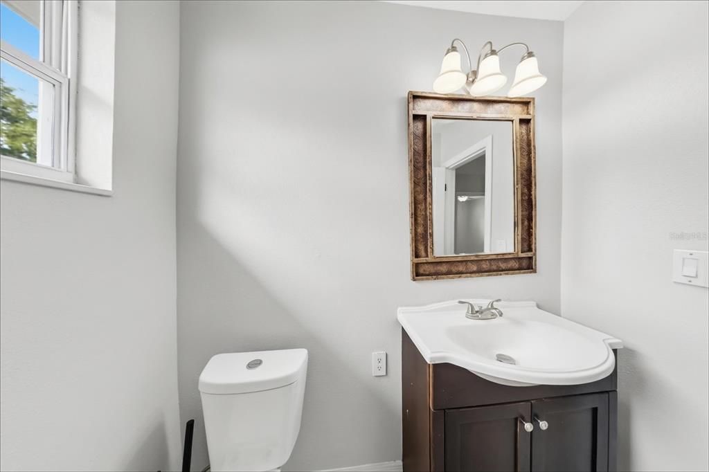 En Venta: $399,900 (2 camas, 2 baños, 1425 Pies cuadrados)