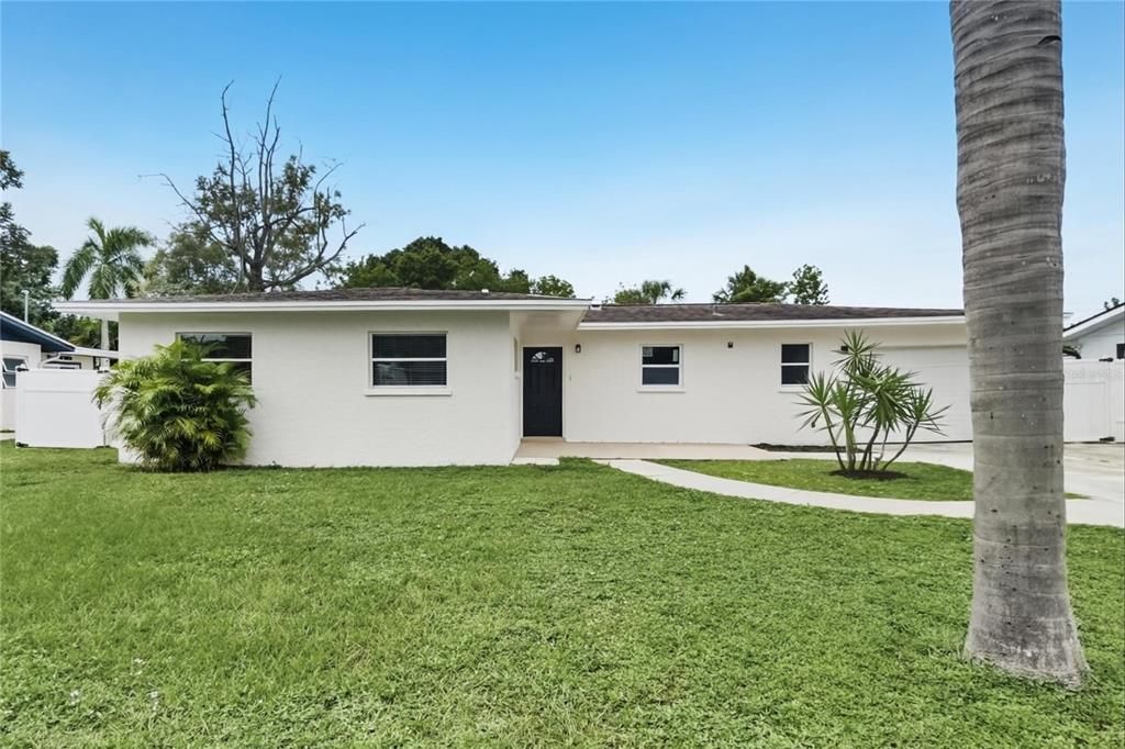 En Venta: $399,900 (2 camas, 2 baños, 1425 Pies cuadrados)