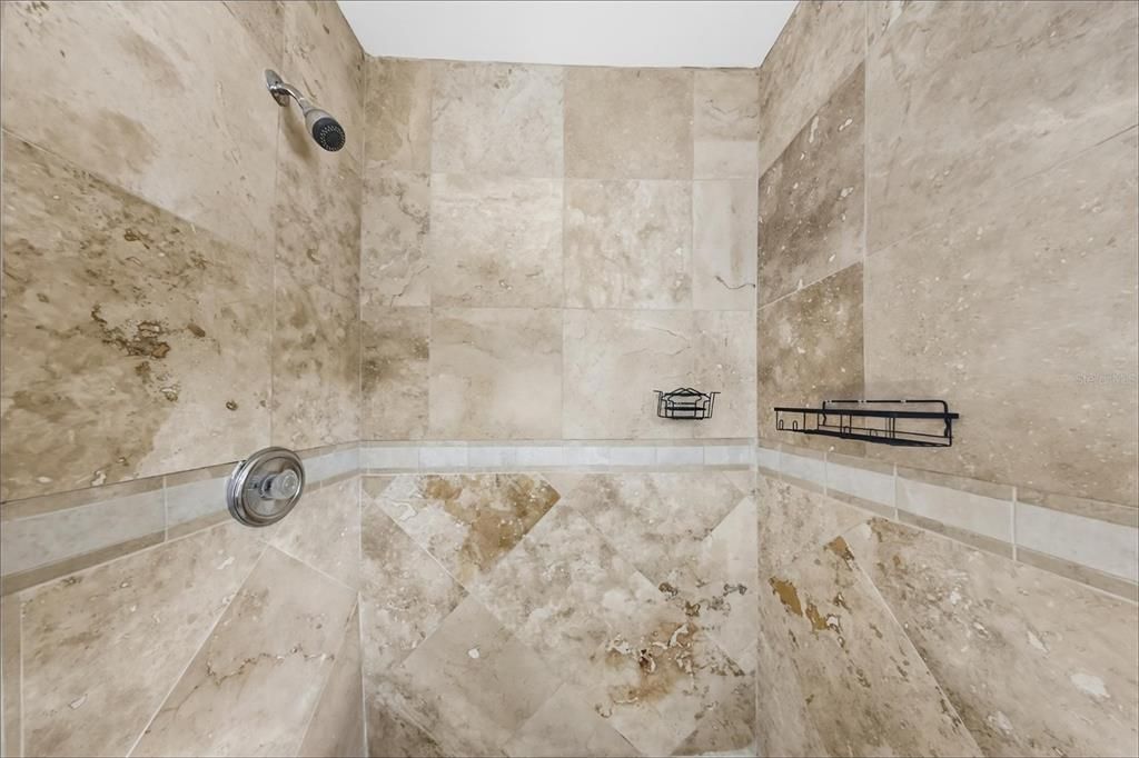 En Venta: $399,900 (2 camas, 2 baños, 1425 Pies cuadrados)