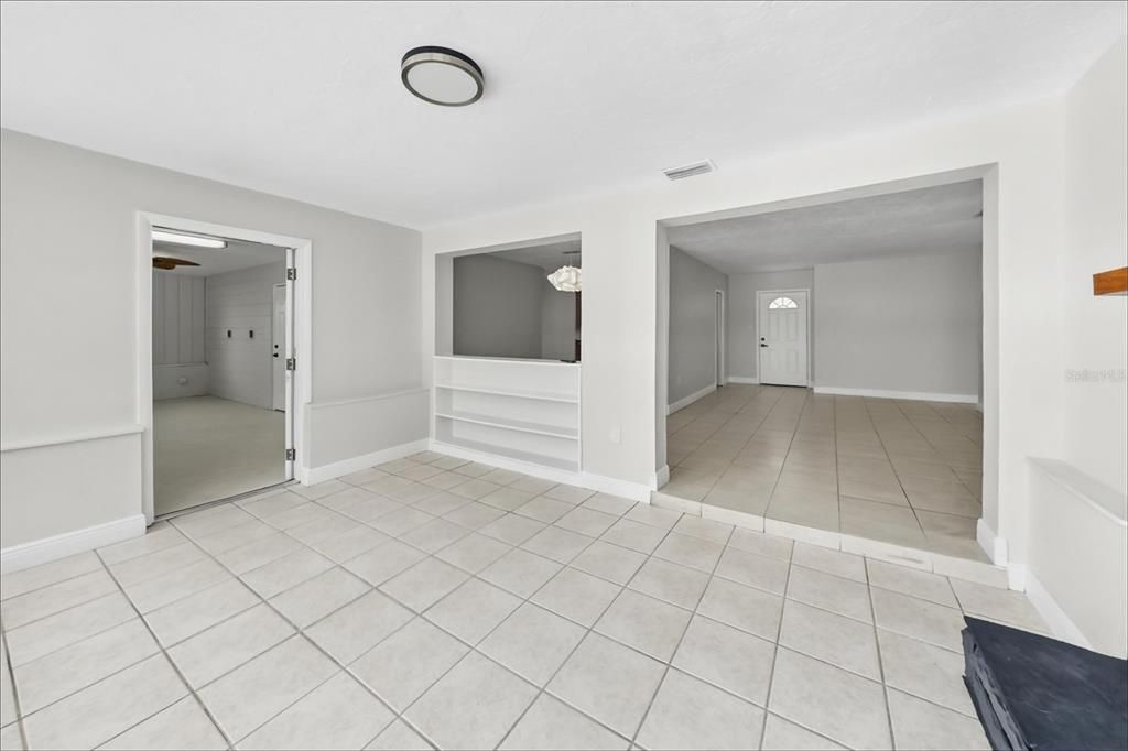 En Venta: $399,900 (2 camas, 2 baños, 1425 Pies cuadrados)