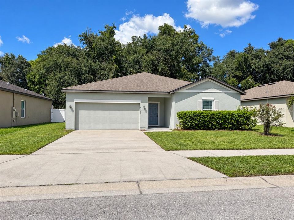 For Sale: $289,900 (4 beds, 2 baths, 1999 Square Feet)