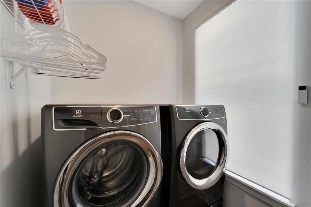 В аренду: $4,600 (4 спален, 3 ванн, 2210 Квадратных фут)