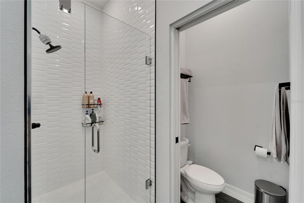 В аренду: $4,600 (4 спален, 3 ванн, 2210 Квадратных фут)