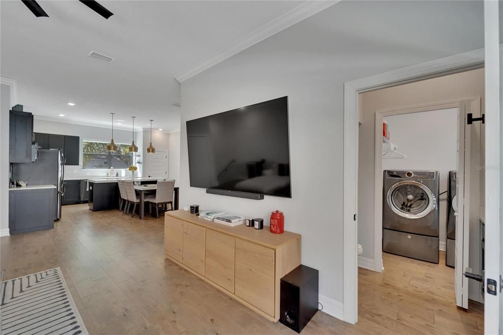 В аренду: $4,600 (4 спален, 3 ванн, 2210 Квадратных фут)