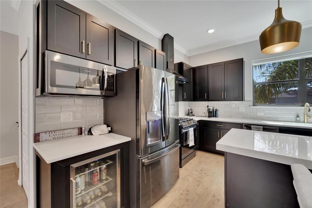 В аренду: $4,600 (4 спален, 3 ванн, 2210 Квадратных фут)