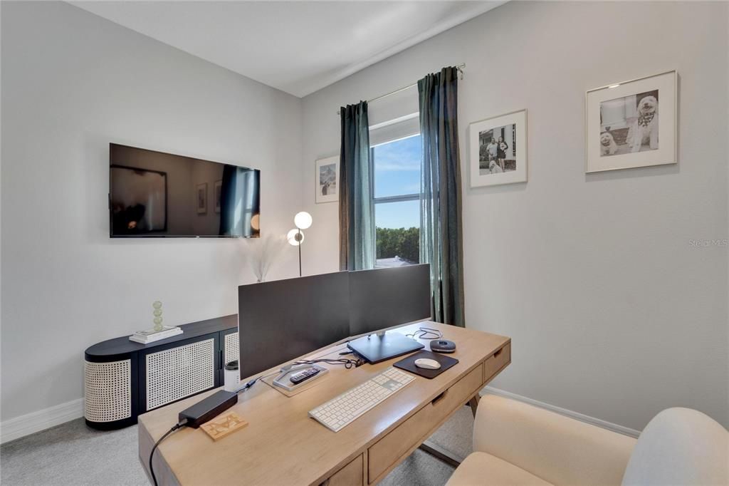 В аренду: $4,600 (4 спален, 3 ванн, 2210 Квадратных фут)