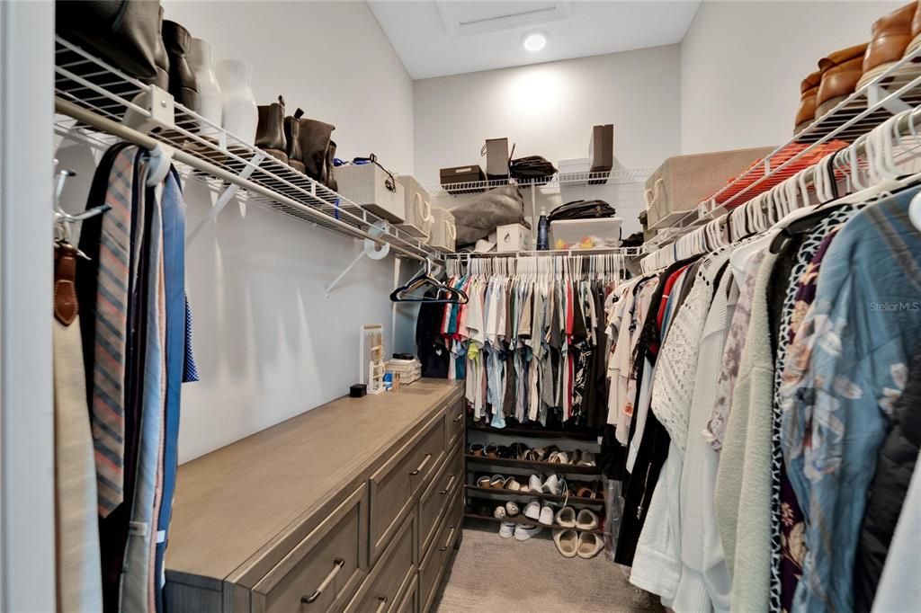 В аренду: $4,600 (4 спален, 3 ванн, 2210 Квадратных фут)