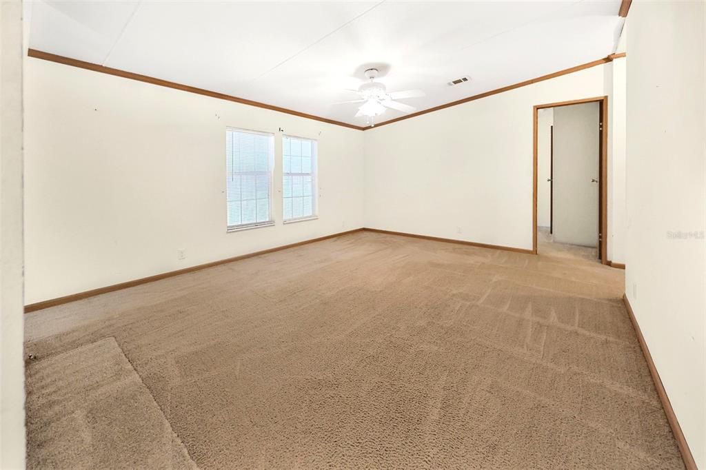 На продажу: $149,900 (4 спален, 2 ванн, 1620 Квадратных фут)