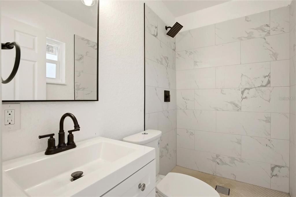 В аренду: $3,700 (3 спален, 3 ванн, 2407 Квадратных фут)