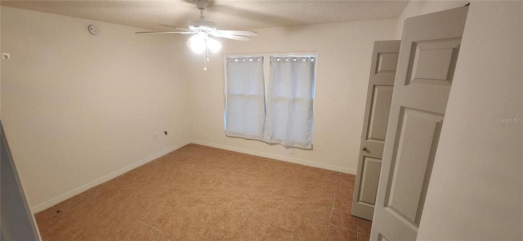 For Sale: $189,900 (3 beds, 1 baths, 1142 Square Feet)