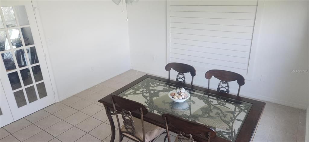 For Sale: $189,900 (3 beds, 1 baths, 1142 Square Feet)