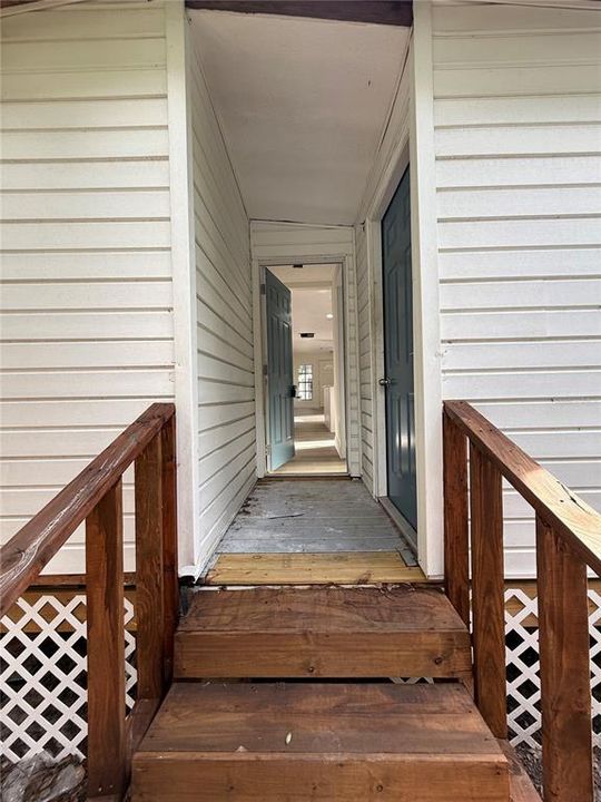 For Sale: $245,000 (3 beds, 2 baths, 780 Square Feet)