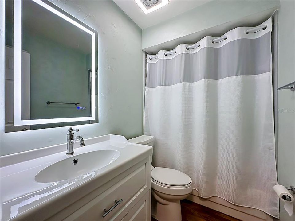En Venta: $285,000 (3 camas, 2 baños, 1208 Pies cuadrados)