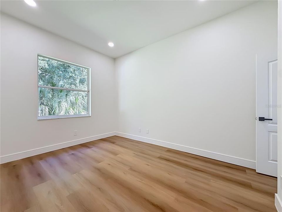 На продажу: $895,000 (5 спален, 3 ванн, 2804 Квадратных фут)