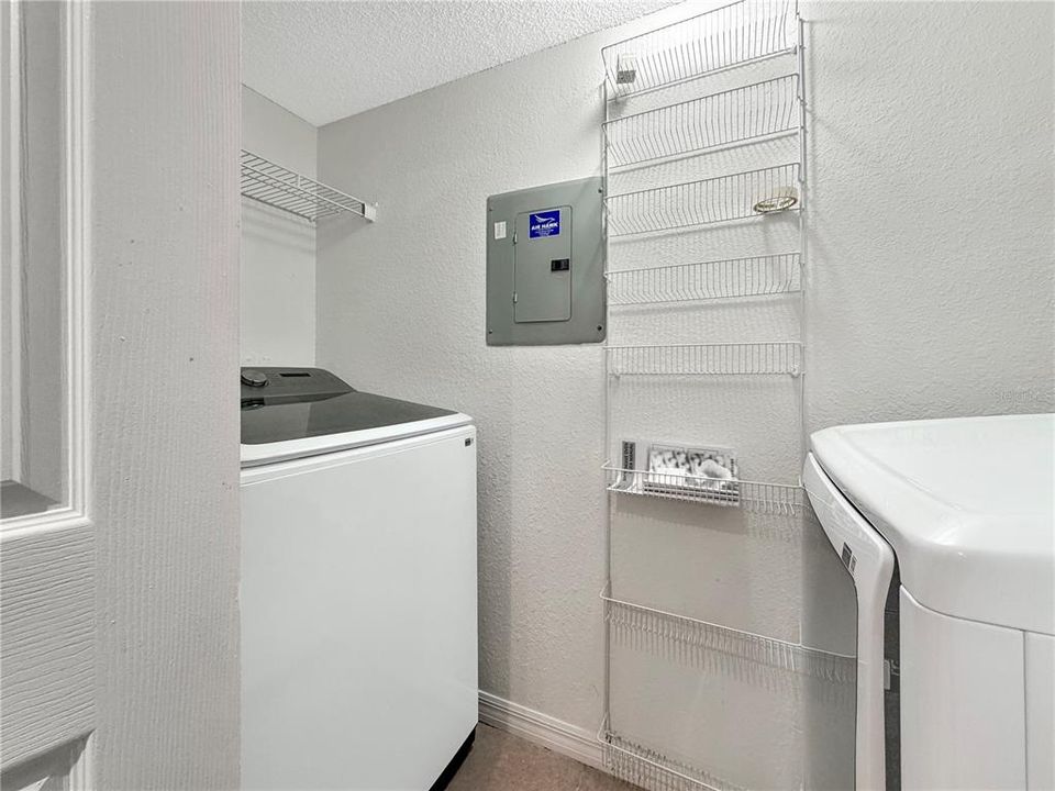 В аренду: $1,650 (1 спален, 1 ванн, 827 Квадратных фут)