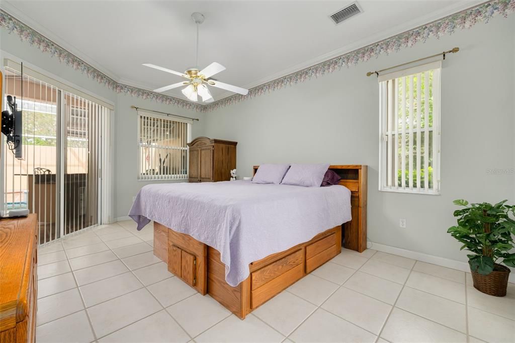En Venta: $875,000 (4 camas, 2 baños, 2265 Pies cuadrados)