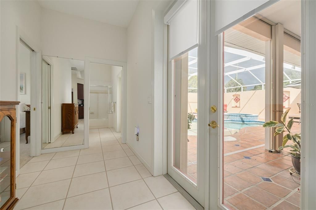 En Venta: $875,000 (4 camas, 2 baños, 2265 Pies cuadrados)