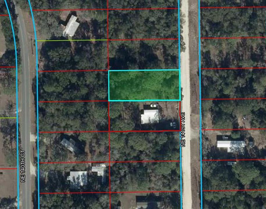 На продажу: $12,000 (0.30 acres)
