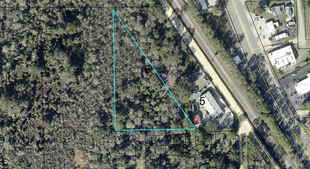 На продажу: $100,000 (3.19 acres)