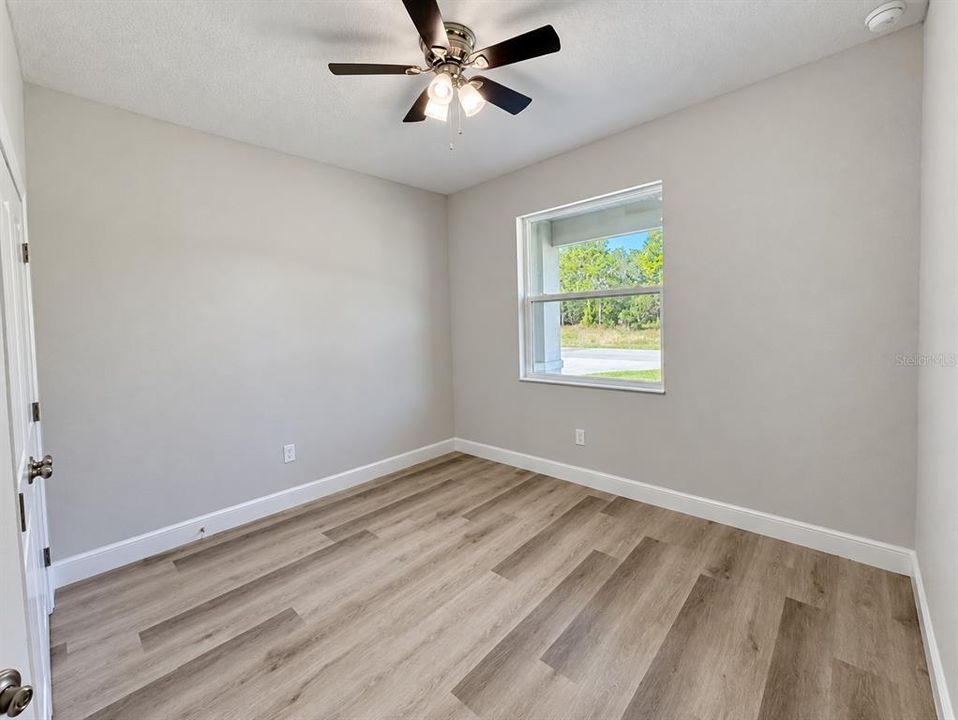 For Sale: $340,000 (4 beds, 2 baths, 2187 Square Feet)
