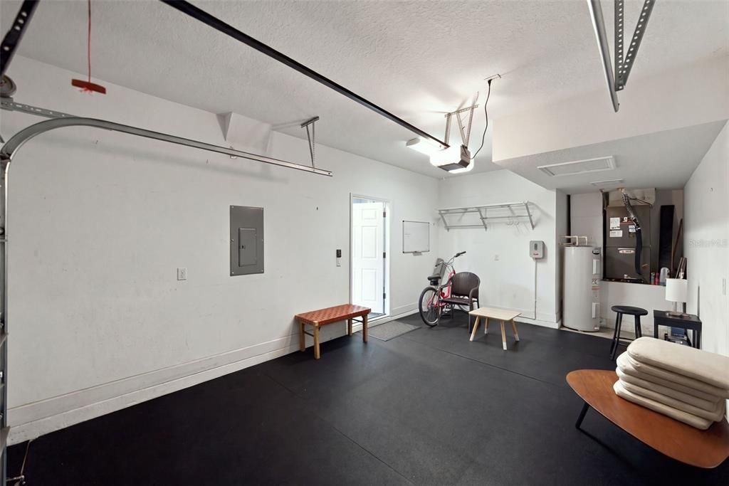En Venta: $689,000 (3 camas, 3 baños, 1814 Pies cuadrados)