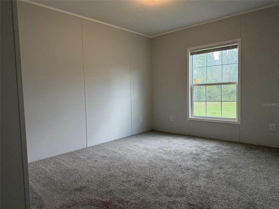 For Sale: $269,900 (4 beds, 2 baths, 2280 Square Feet)