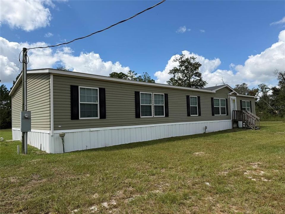 For Sale: $269,900 (4 beds, 2 baths, 2280 Square Feet)