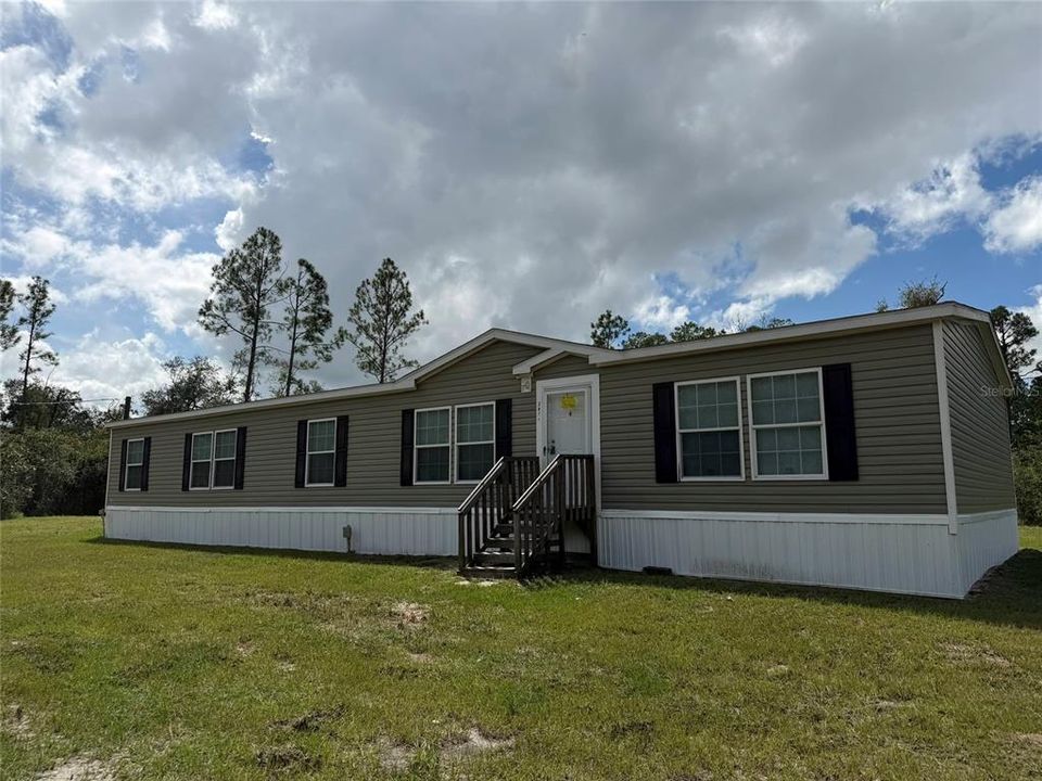 For Sale: $269,900 (4 beds, 2 baths, 2280 Square Feet)