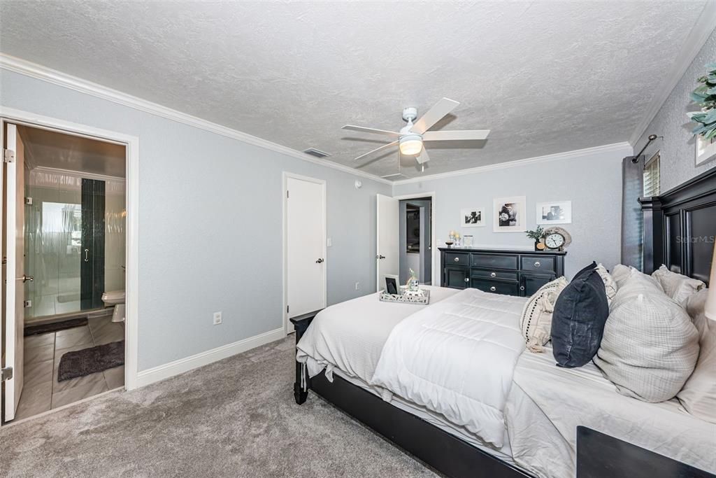 For Sale: $580,000 (3 beds, 2 baths, 1775 Square Feet)