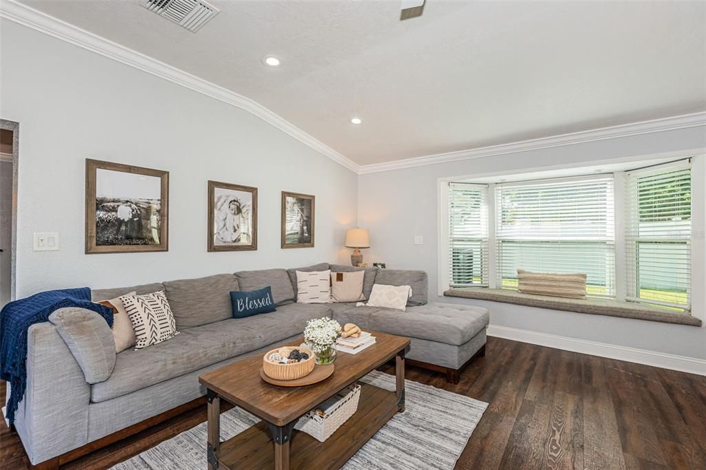 For Sale: $580,000 (3 beds, 2 baths, 1775 Square Feet)
