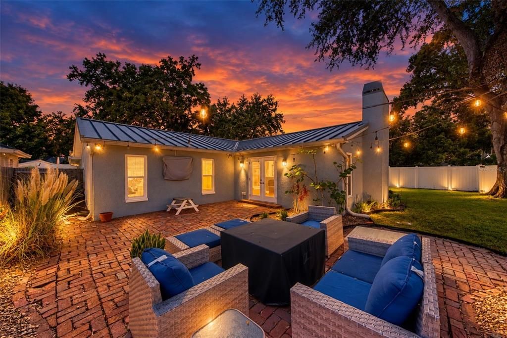 For Sale: $580,000 (3 beds, 2 baths, 1775 Square Feet)