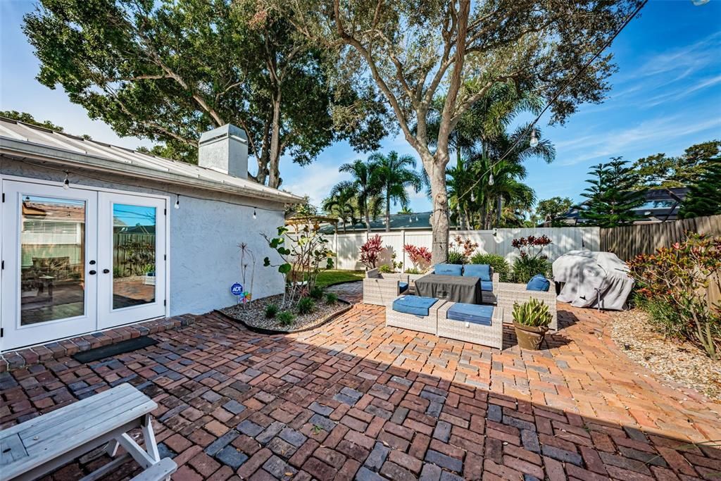 For Sale: $580,000 (3 beds, 2 baths, 1775 Square Feet)