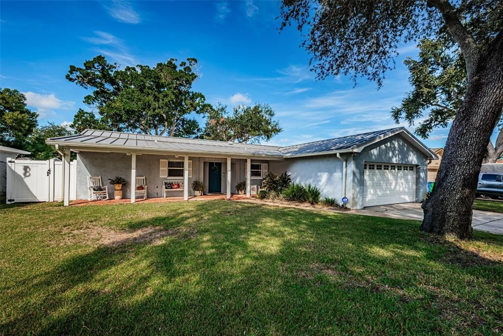 For Sale: $580,000 (3 beds, 2 baths, 1775 Square Feet)