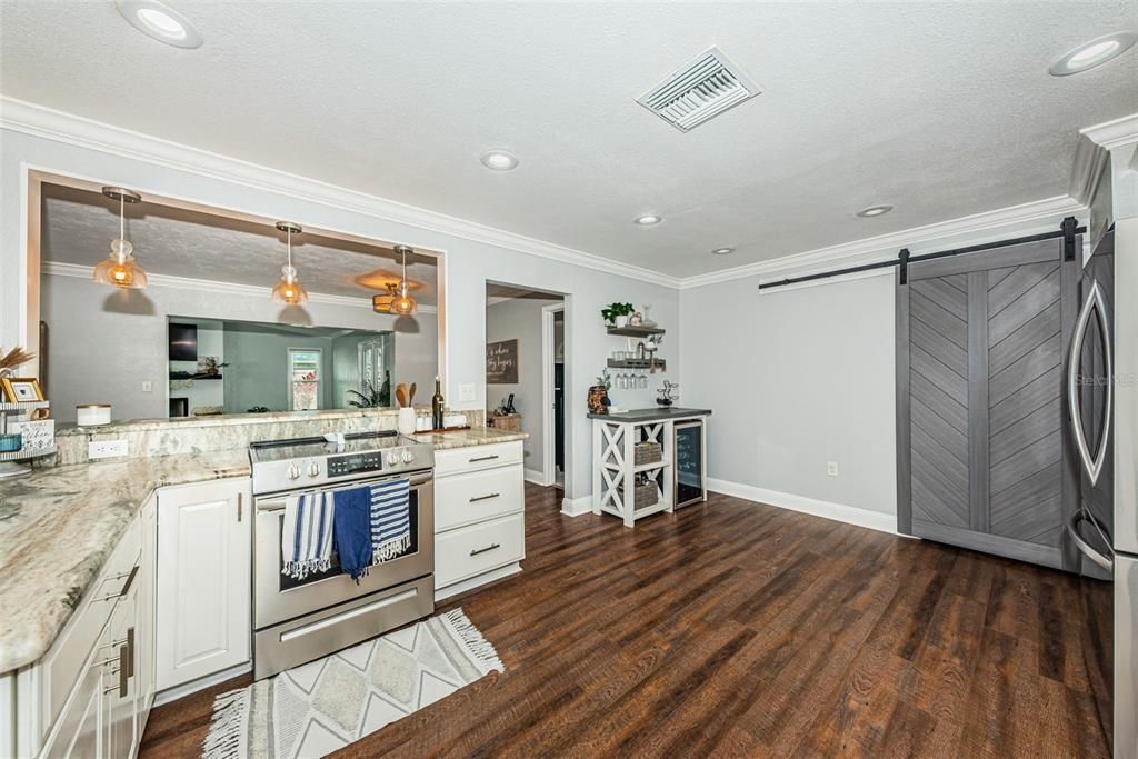 For Sale: $580,000 (3 beds, 2 baths, 1775 Square Feet)