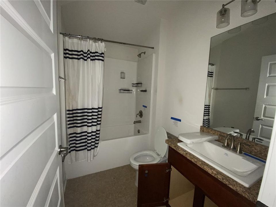 For Sale: $250,000 (4 beds, 2 baths, 1840 Square Feet)