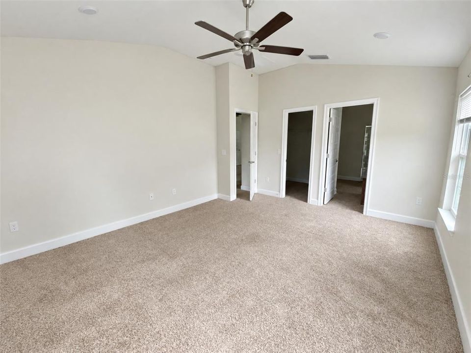 For Sale: $250,000 (4 beds, 2 baths, 1840 Square Feet)