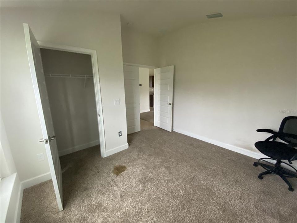 For Sale: $250,000 (4 beds, 2 baths, 1840 Square Feet)