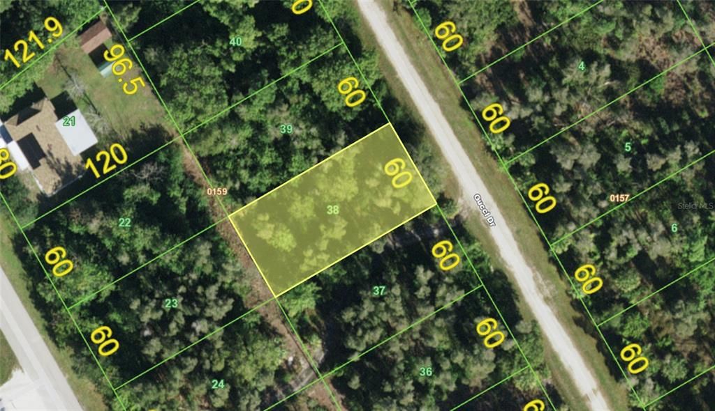 En Venta: $16,000 (0.17 acres)