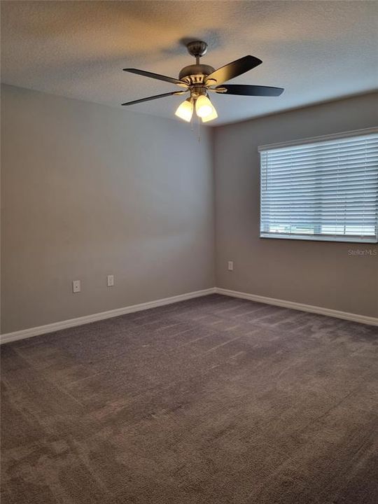 For Sale: $320,000 (3 beds, 2 baths, 1490 Square Feet)