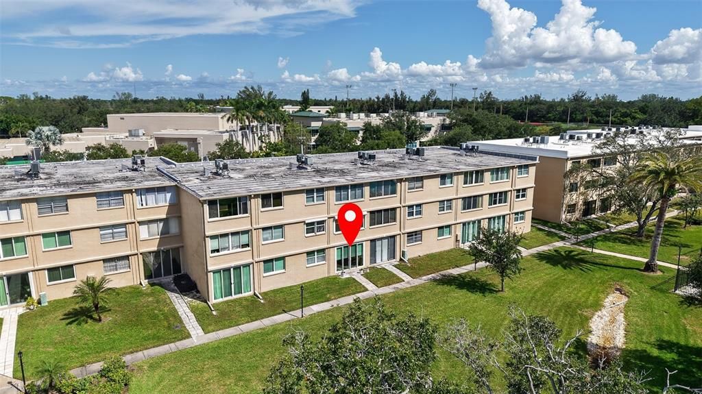 На продажу: $139,000 (1 спален, 1 ванн, 930 Квадратных фут)