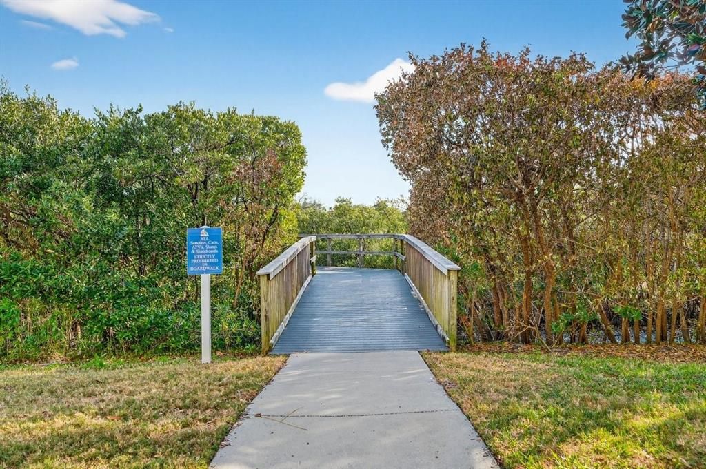 For Sale: $388,000 (2 beds, 2 baths, 1438 Square Feet)